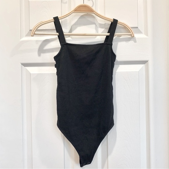Express Black Ribbed Cage Strappy Ladder Back Bodysuit - Picture 4 of 10